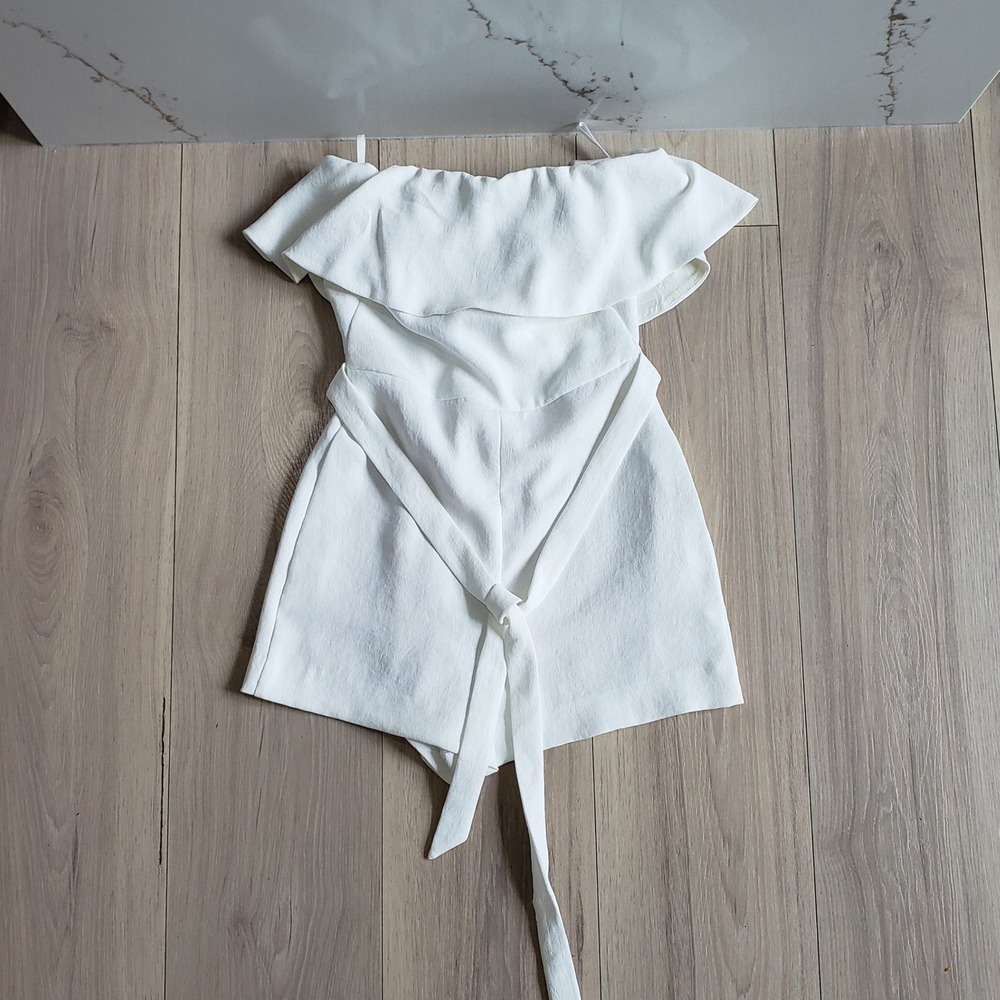 Babaton Romper Womens S White Off Shoulder Ruffle Belted